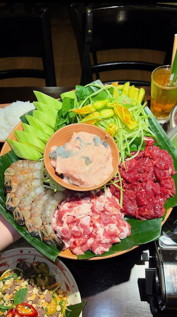 Lẩu tôm bầu